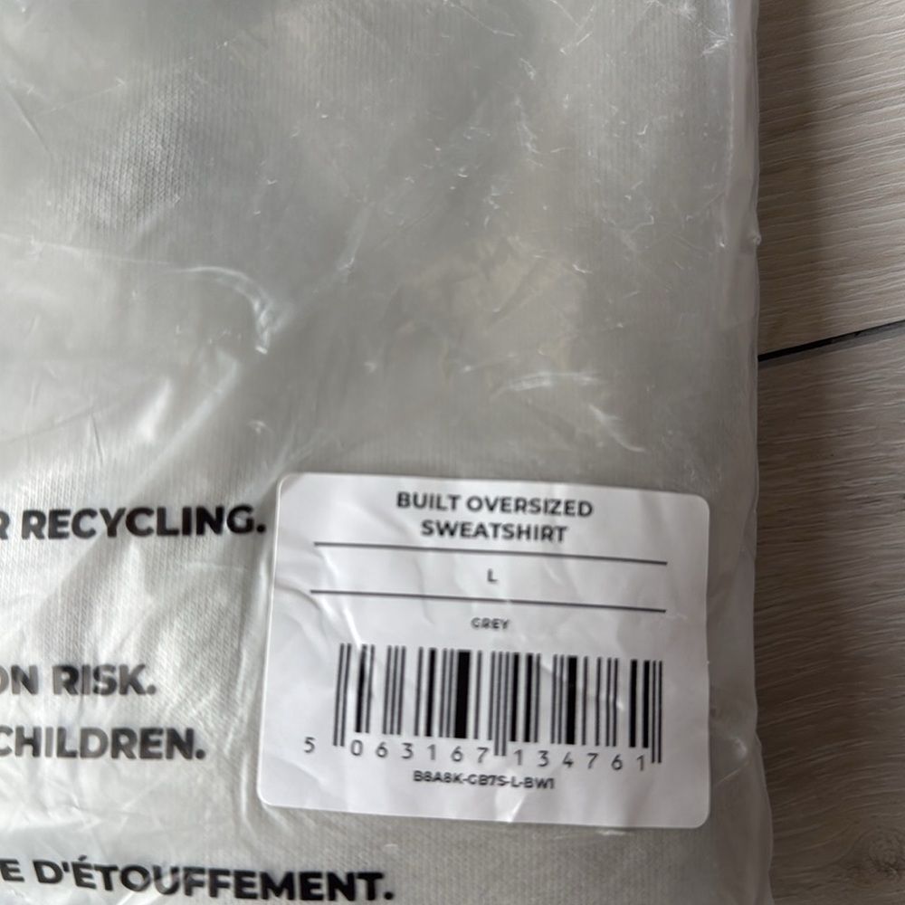 Gymshark BUILT OVERSIZED SWEATSHIRT Grey Large NWT in packaging - Picture 6 of 6